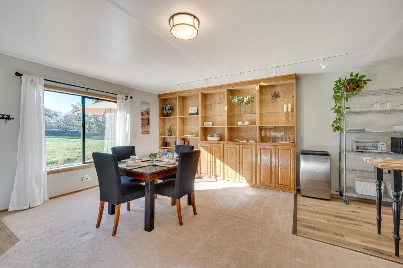 Cozy Central Point Bungalow On Working Winery! Экстерьер фото