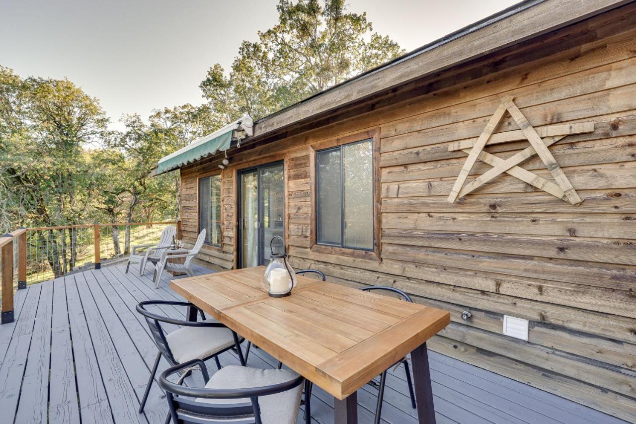 Cozy Central Point Bungalow On Working Winery! Экстерьер фото