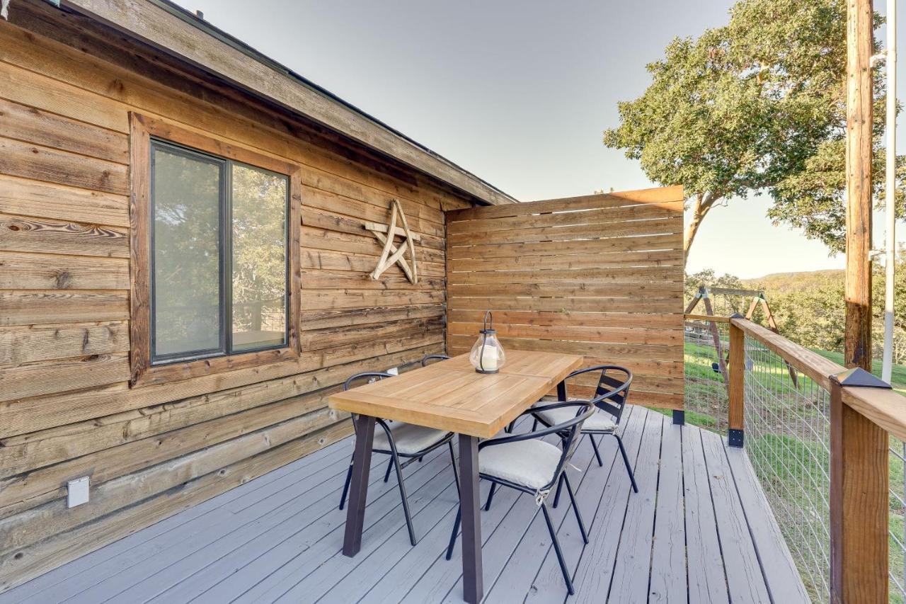 Cozy Central Point Bungalow On Working Winery! Экстерьер фото